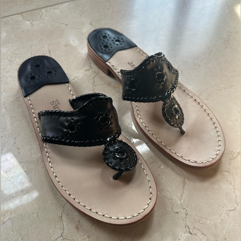 Jack Rogers - Palm Beach Jack Sandal in Black - Size 10